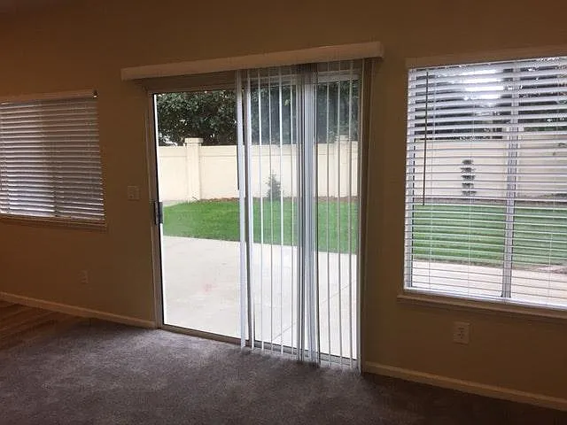 757 Colemanite Cir — Photo 8