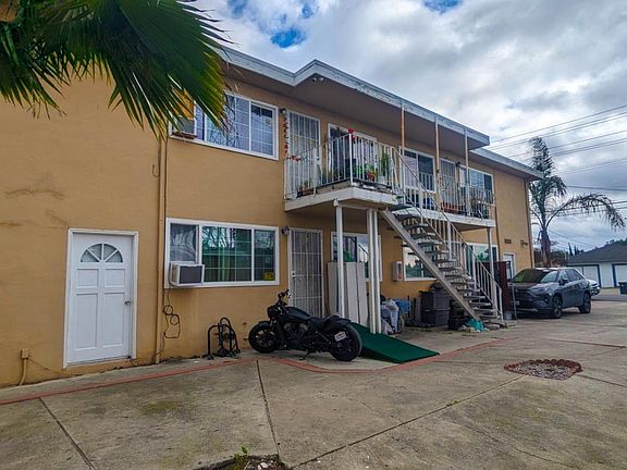 3rd image of 2529 Madden Ave