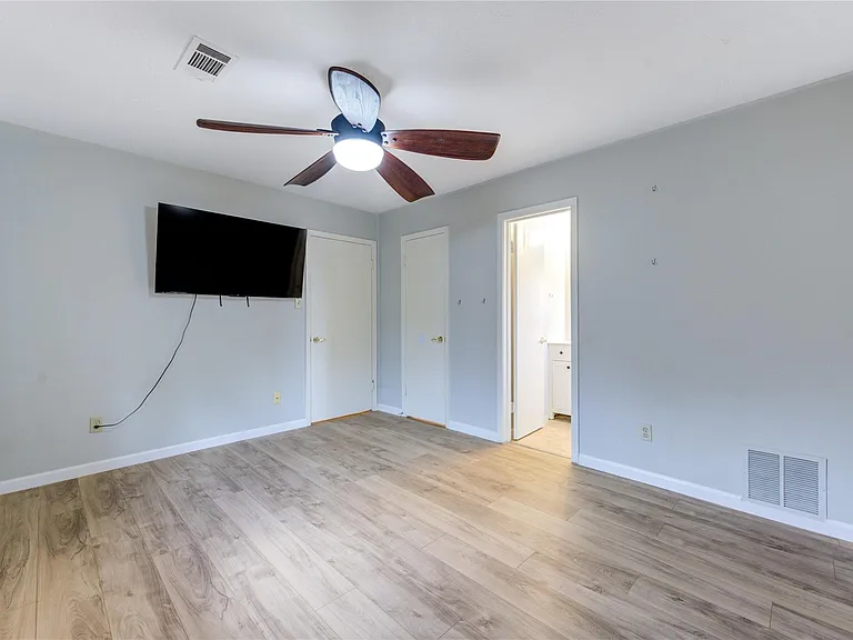 16019 Fathom Ln — Photo 26