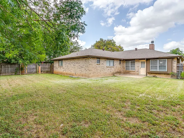 7221 Church Park Dr — Photo 20