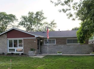 15244 Lawndale Ave, Midlothian, IL 60445