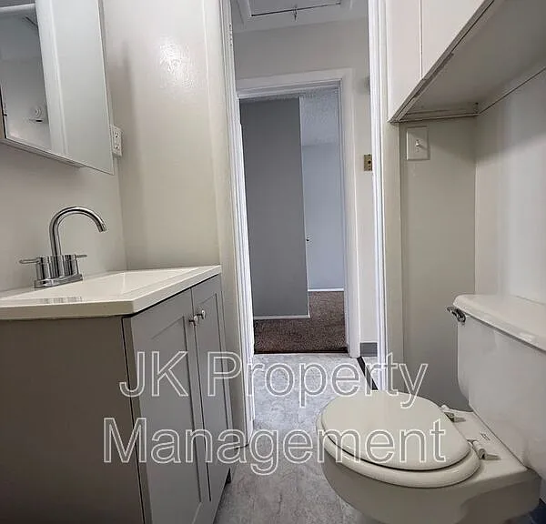 417 14th St N — Photo 7
