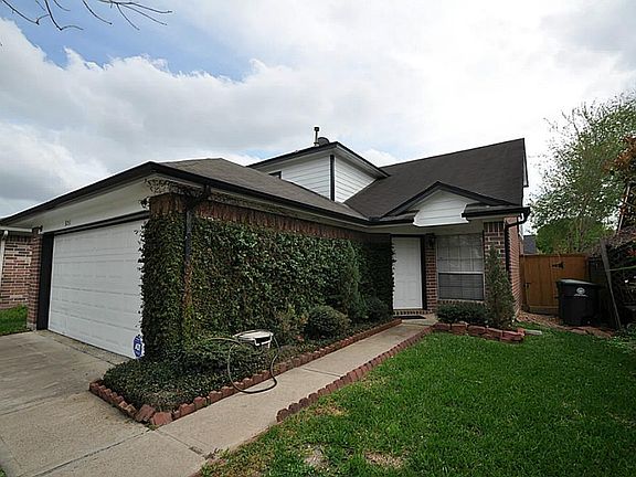 2nd image of 3251 Beran Dr