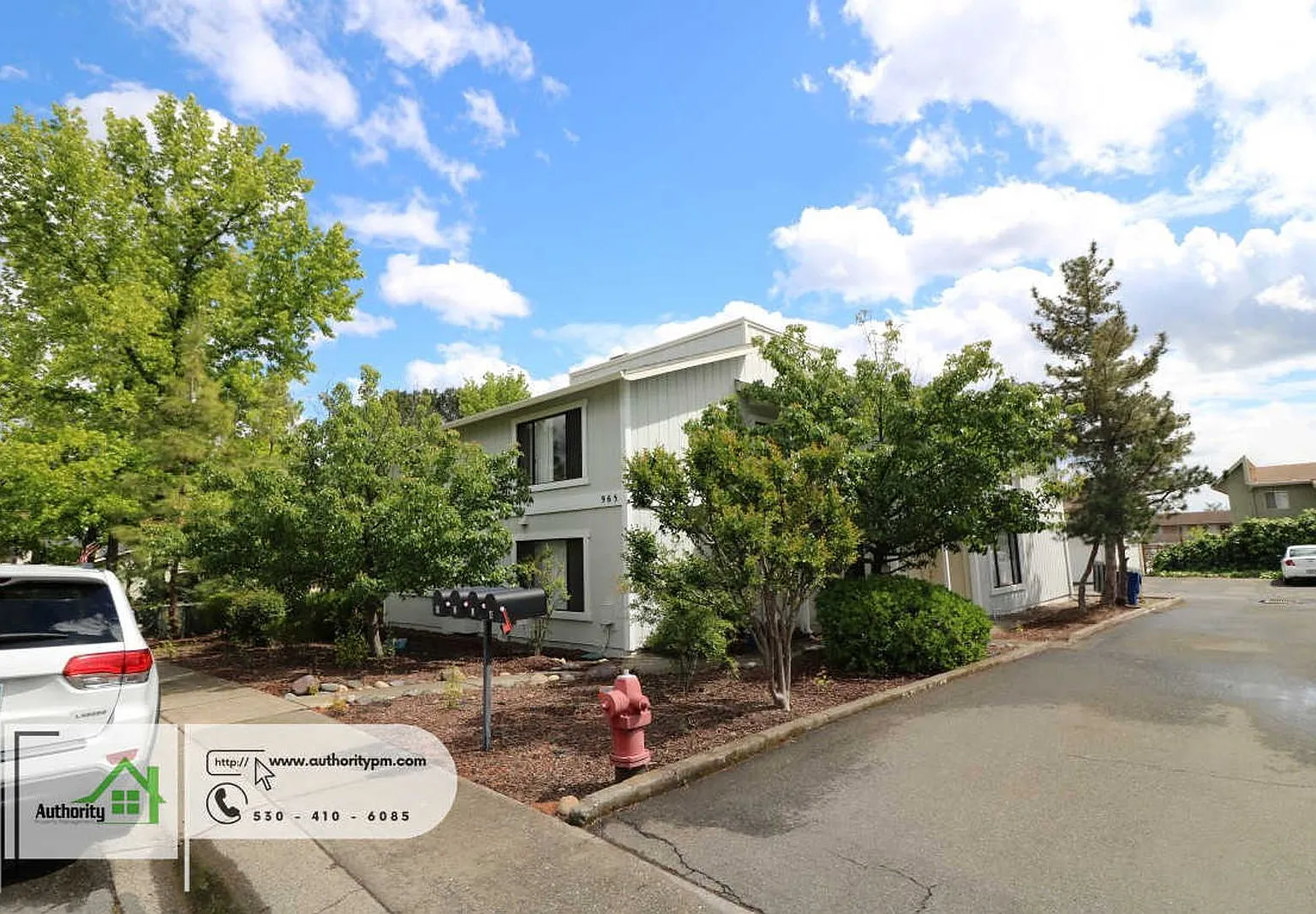 2 bed, 1.0 bath, 950 sqft, $1,295 — Photo 1