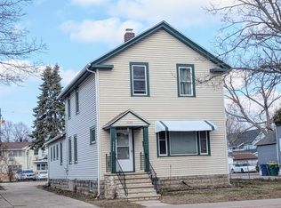 1133 E Walnut St, Green Bay, WI 54301