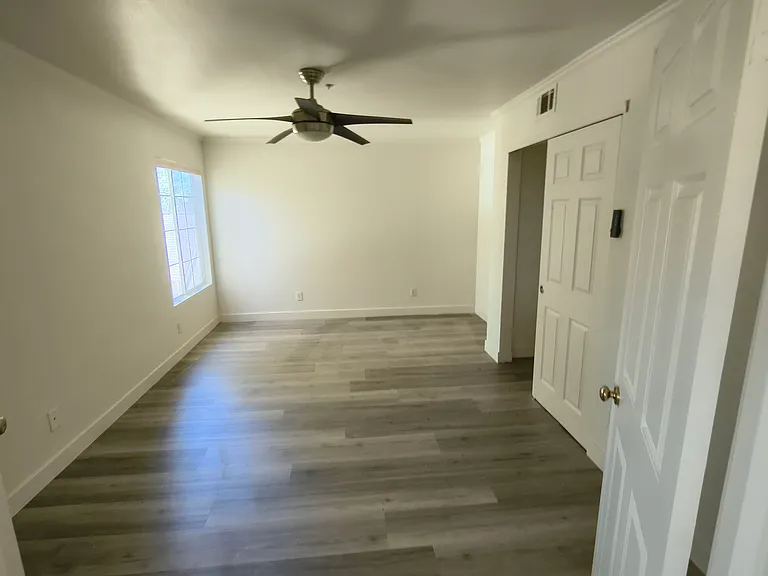 2477 S Village Green Dr — Photo 6