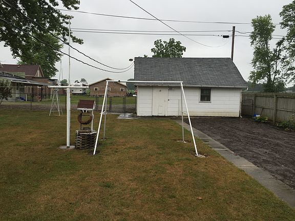 2nd image of 208 S Wayne St #Stw1-p10