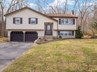 404 Oak St, Franklin, MA 02038