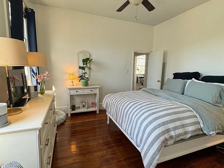 402 Cutler St — Photo 8
