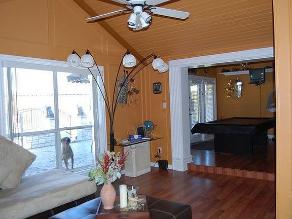 4th image of 17235 Marianne Cir