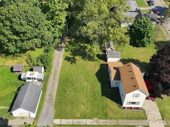 212 Clifford St, Anderson, IN 46012