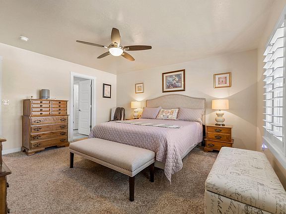 5th image of 2668 E Mariposa Dr