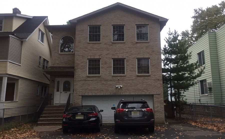 1st image of 190 Shepard Ave