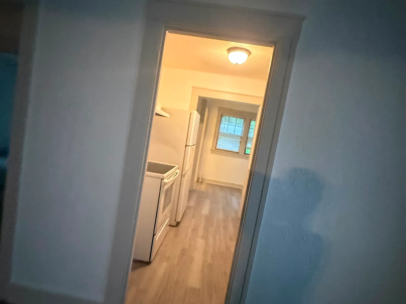 322 W Calhoun St — Photo 2