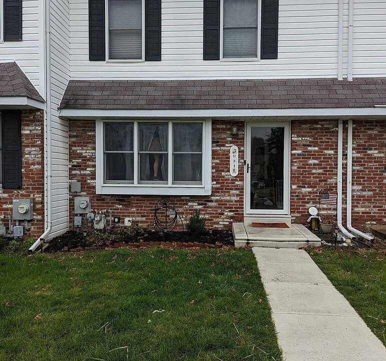 1st image of 931 Greenhouse Dr