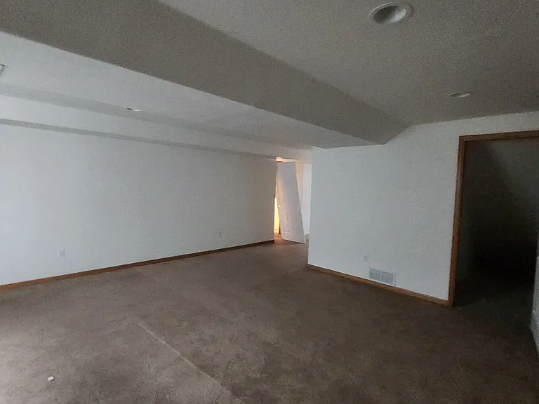 203 W Coal Creek Dr — Photo 13