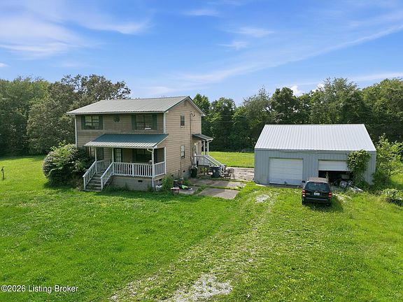 4th image of 395 Hicks Rd