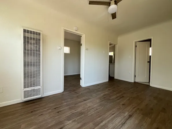 401 E 7th St #A, Long Beach, CA 90813