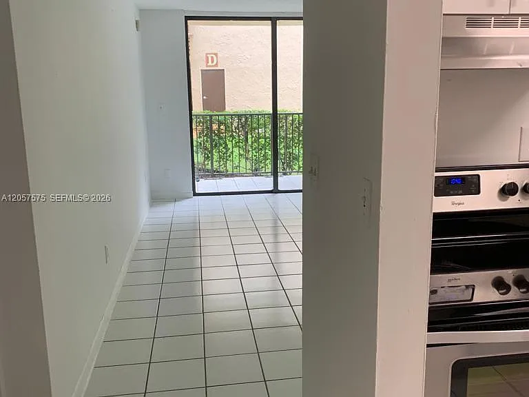14221 N Kendall Dr #110C — Photo 5