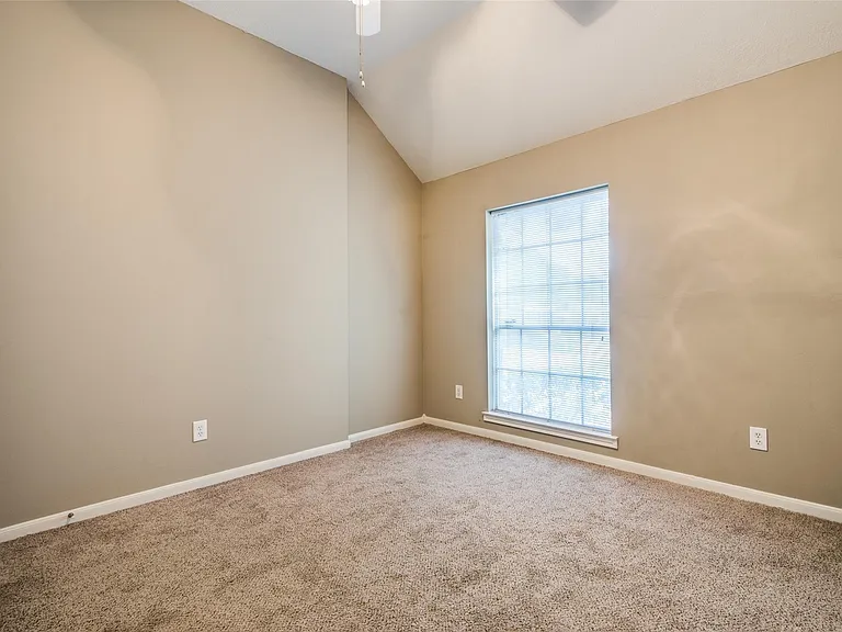 9827 Bestin Ln — Photo 24