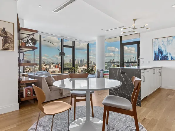 554 4th Avenue image 1 of 6