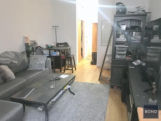Rented by Bond New York | media 2