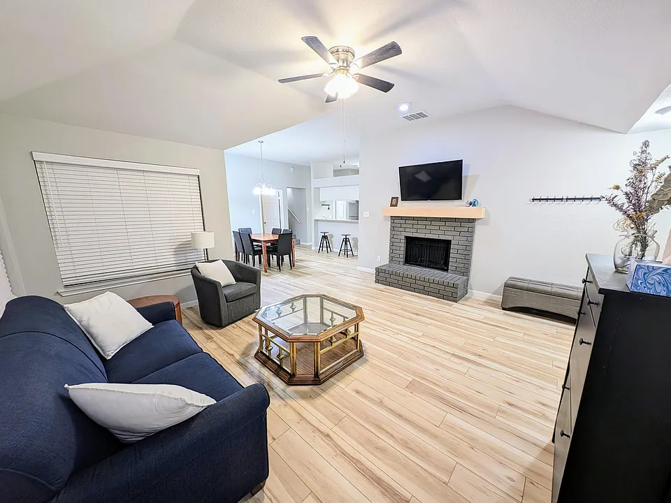 507 Lee Dr