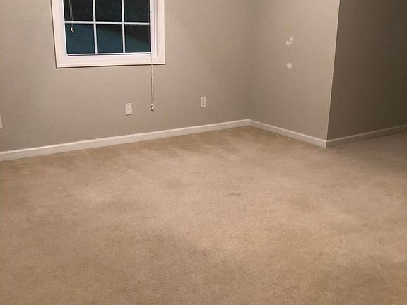 3rd image of 133 Saint James Pl