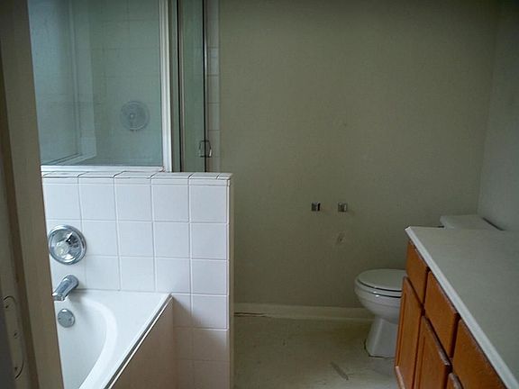 5th image of 21507 Sapphire Ct