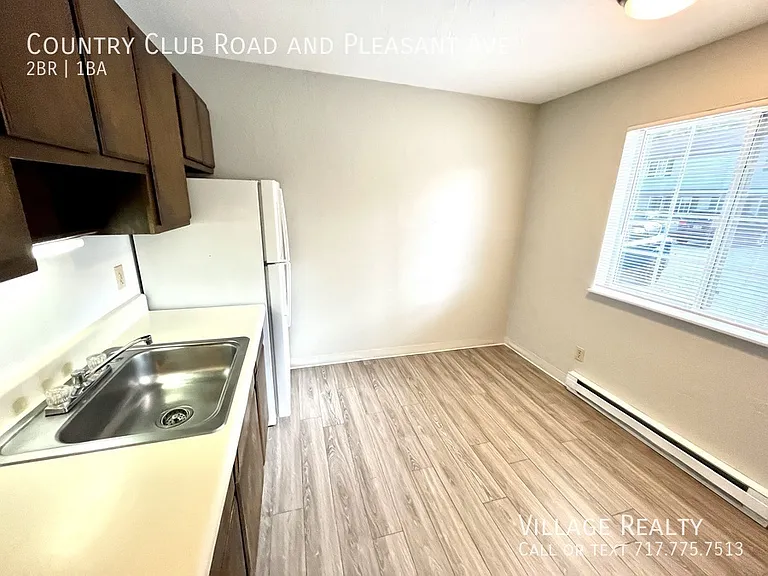 Country Club Rd — Photo 31