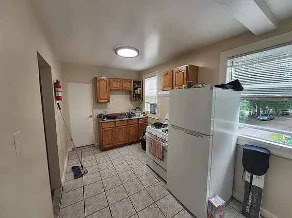 16 Hamilton Ave APT 4, Monticello, NY 12701
