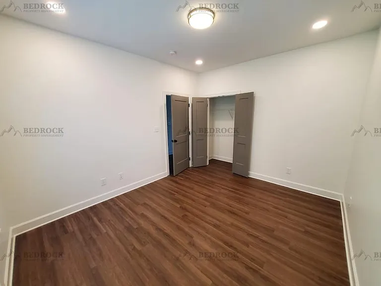 617 Wellingburg Rd SE — Photo 13