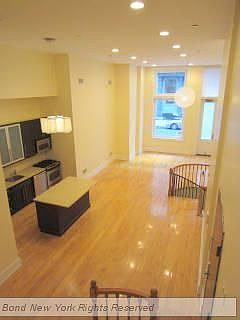 Show/Living Room