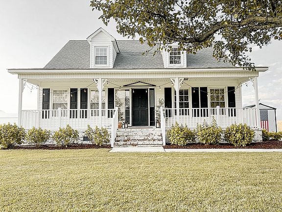 2nd image of 1006 Teakwood Dr