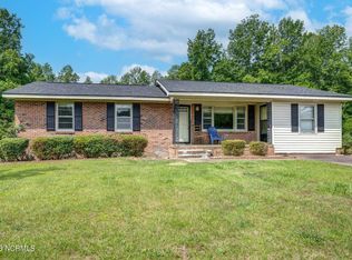 1015 N Fountain Rd, Macclesfield, NC 27852