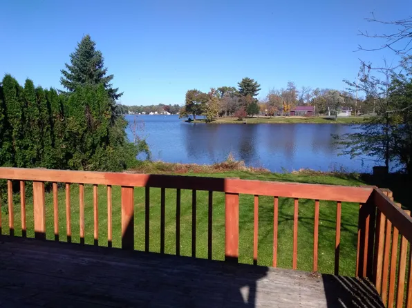 206 Lake St, Pardeeville, WI 53954