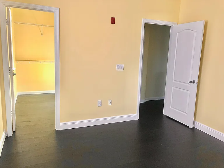 12025 Villanova Dr #10 — Photo 14