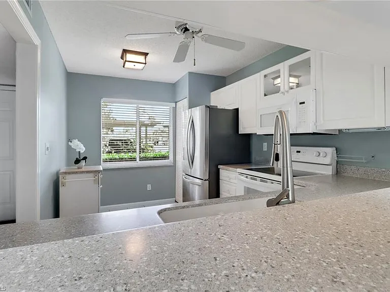 4556 Andover Way #E-106 — Photo 11