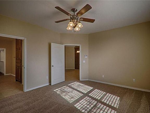 2nd image of 11326 NW 121st Pl