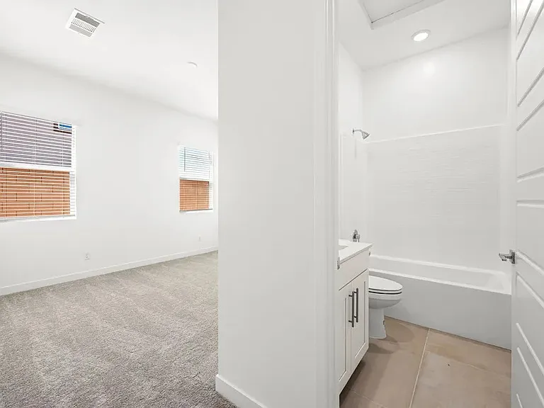 3601 Allen Creek Ct — Photo 17