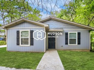 1221 N Whitten Ave, Tyler, TX 75702