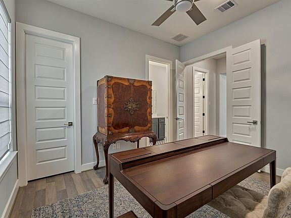 5th image of 2 Honeycomb Ridge Pl