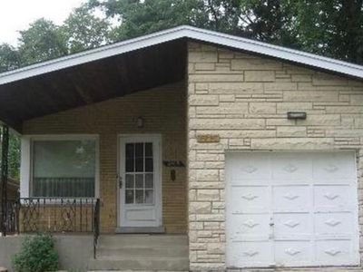 8918 Kilpatrick Ave, Skokie, IL, 60076