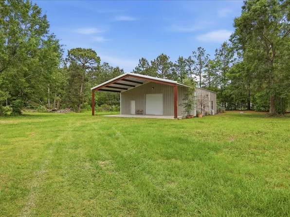 4600 Glaze Rd, Kountze, TX 77625