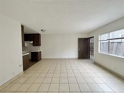 647 Olive Ave — Photo 20