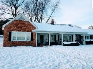 39 W Dixon St, Sebree, KY 42455