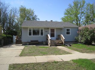 668 13th St SW, Huron, SD 57350