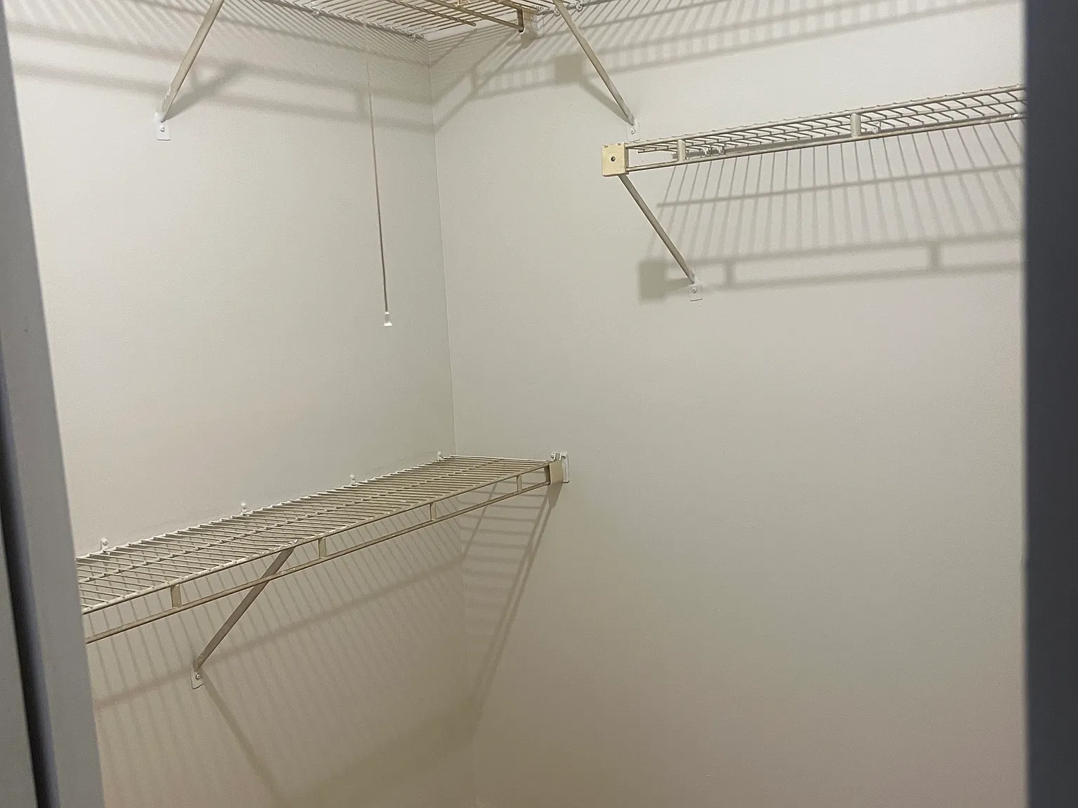 2 bed, 970 sqft, $2,250 — Photo 3