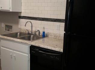 913 W Pine St APT A, Hinesville, GA 31313