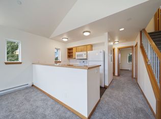 Camelia, Bainbridge Island, WA 98110